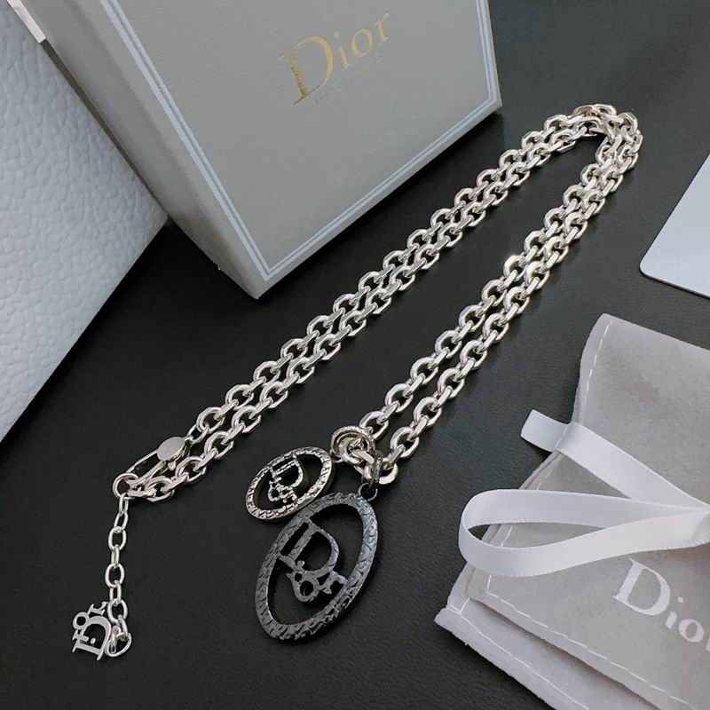 Dior Necklace 04lyr150